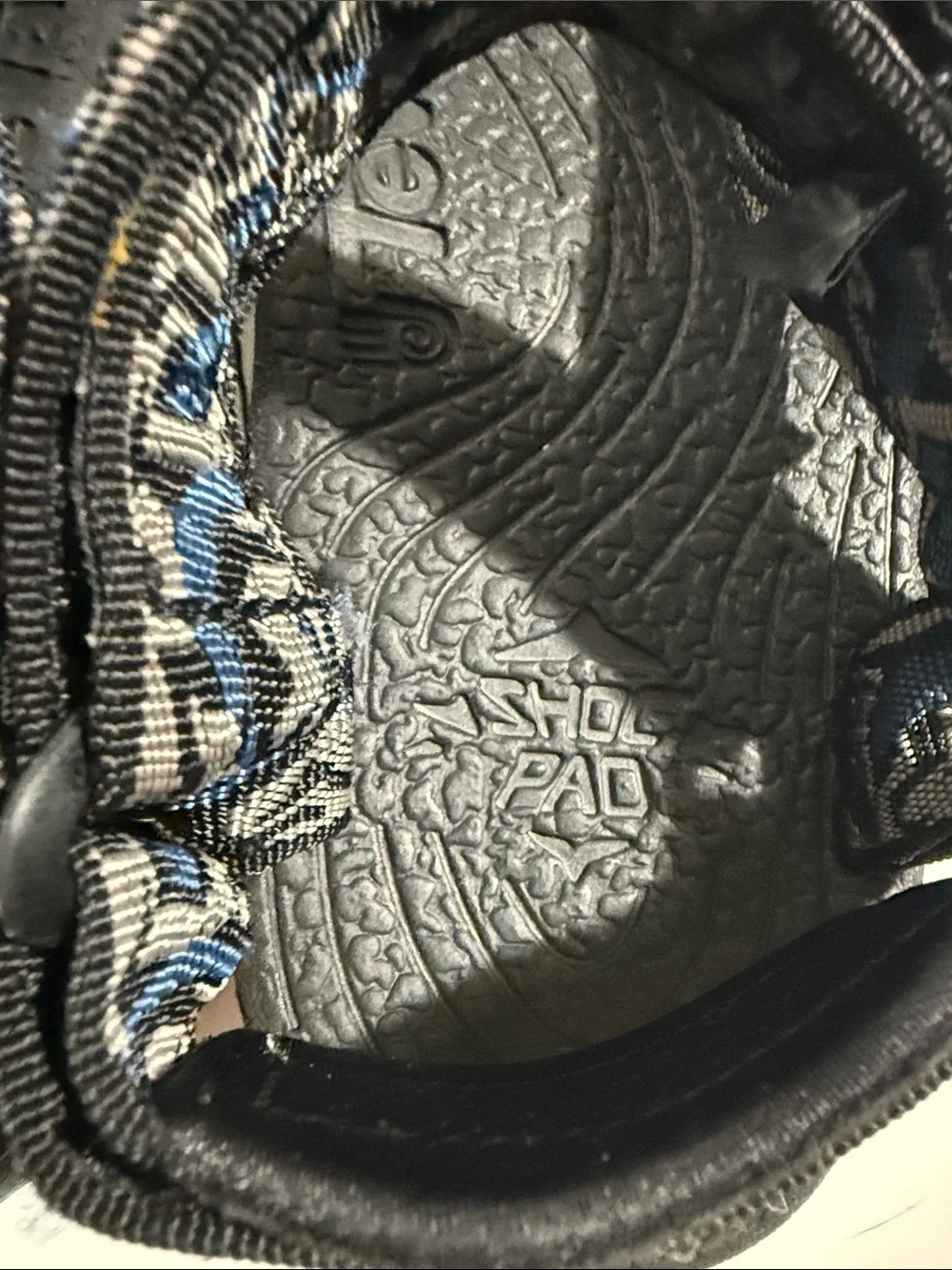Teva Terradactyl Black and Blue Patterned Adventure Sandals Sz 11